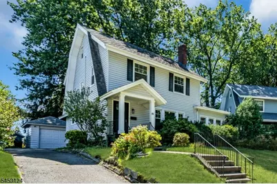 25 Laurel Ave, East Orange, NJ 07017 - Photo 28