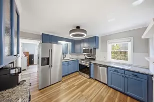 2 Crow Trail, Wayne, NJ 07470 - Photo 8