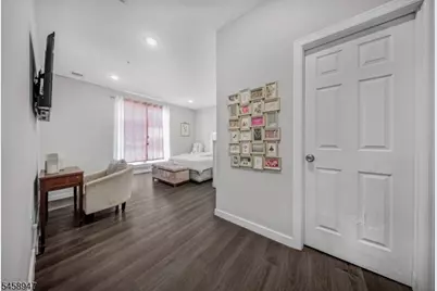 31 12th Ave, Paterson, NJ 07501 - Photo 8