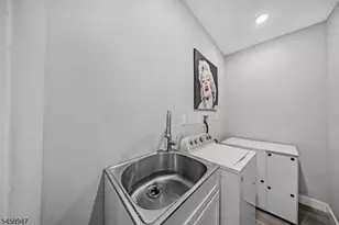 31 12th Ave, Paterson, NJ 07501 - Photo 18