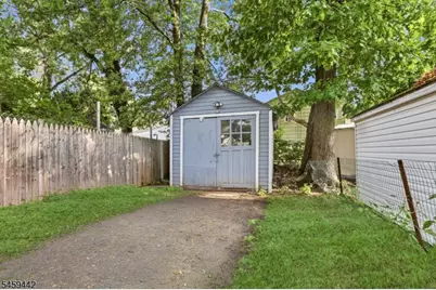 485 W 3rd Ave, Roselle, NJ 07203 - Photo 36