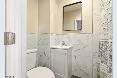 485 W 3rd Ave, Roselle, NJ 07203 - Photo 18