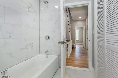 835 S 14th St, Newark, NJ 07108 - Photo 12