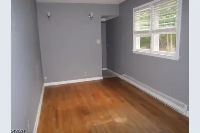 322 Squaw Trl, Hopatcong, NJ 07821 - Photo 6
