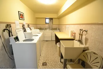 121 Grove #1, Clifton, NJ 07013 - Photo 6