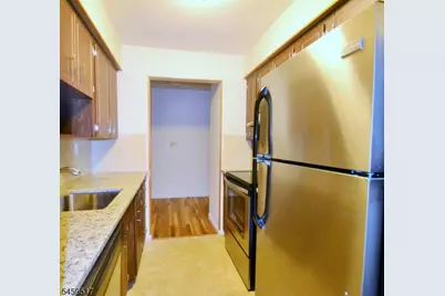 121 Grove #1, Clifton, NJ 07013 - Photo 2