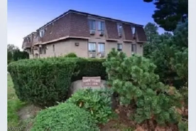 121 Grove St #1, Clifton, NJ 07013 - Photo 1