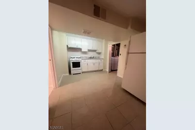 251 Chamberlain Ave, Paterson, NJ 07502 - Photo 12