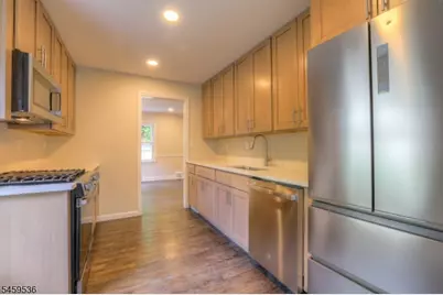 383 Long Hill Rd, Long Hill Township, NJ 07933 - Photo 10