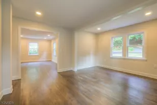 383 Long Hill Rd, Long Hill Township, NJ 07933 - Photo 12