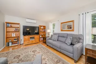 51 Hilltop Ave, Berkeley Heights Township, NJ 07922 - Photo 22