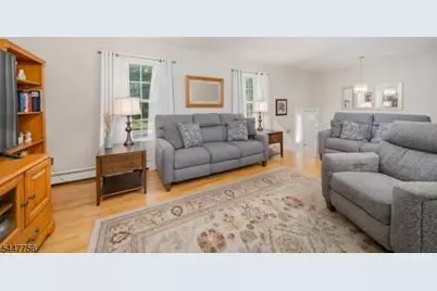 51 Hilltop Ave, Berkeley Heights Township, NJ 07922 - Photo 20