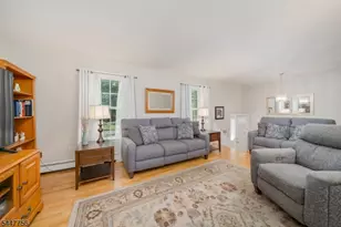 51 Hilltop Ave, Berkeley Heights Township, NJ 07922 - Photo 20