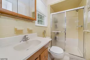 51 Hilltop Ave, Berkeley Heights Township, NJ 07922 - Photo 28