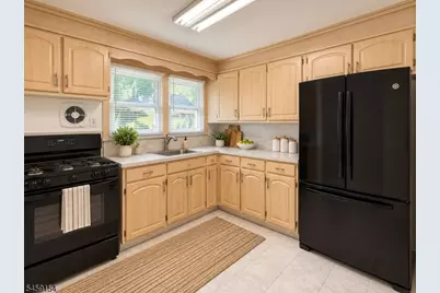 931 Lewis Avenue, Plainfield, NJ 07063 - Photo 4
