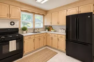 931 Lewis Ave, Plainfield, NJ 07063 - Photo 2