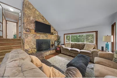 451 W Brook Rd, Ringwood, NJ 07456 - Photo 2