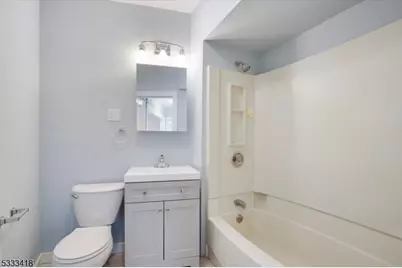 626 Valley Rd Apt #1, Montclair, NJ 07043 - Photo 10