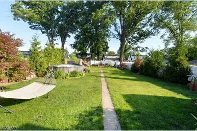 18 Parker Ave, Hawthorne, NJ 07506 - Photo 16
