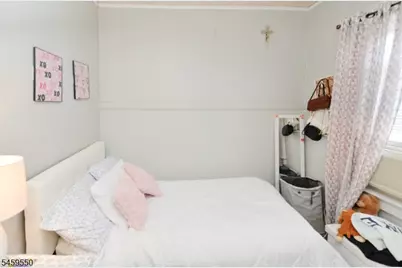 18 Parker Ave, Hawthorne, NJ 07506 - Photo 14