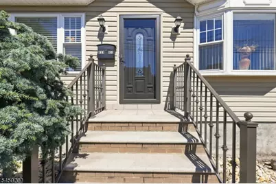 833 Livingston Rd, Elizabeth, NJ 07208 - Photo 2