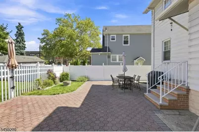 833 Livingston Rd, Elizabeth, NJ 07208 - Photo 36