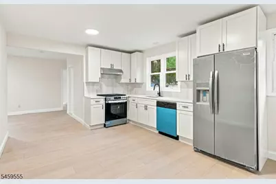 58 Wayne Ave, East Orange, NJ 07018 - Photo 12