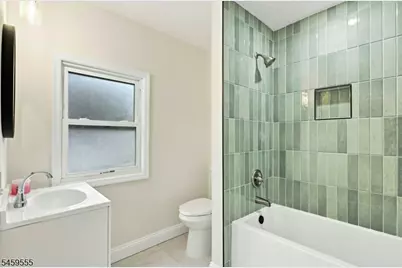 58 Wayne Ave, East Orange, NJ 07018 - Photo 24