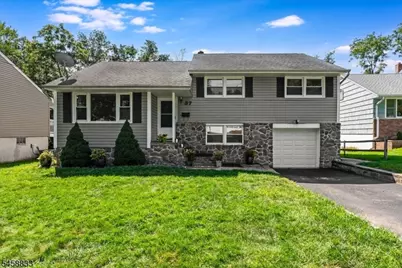37 Continental Ave, Morristown, NJ 07960 - Photo 1