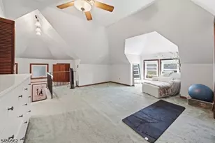 166 Bergen Ave, Ridgefield, NJ 07660 - Photo 18