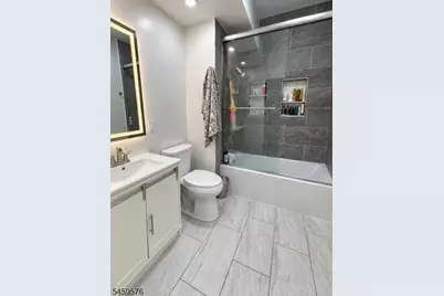 574 Preakness Ave #1, Haledon, NJ 07508 - Photo 12
