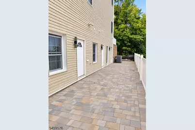 574 Preakness Ave #1, Haledon, NJ 07508 - Photo 2