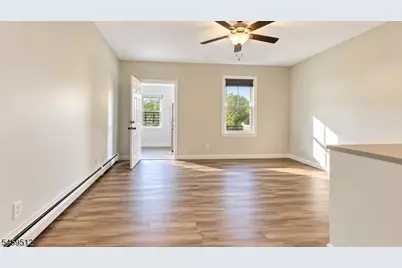 14 Oriental St, Newark, NJ 07104 - Photo 2