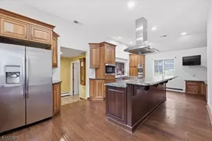 108 Lynch St, Franklin Township, NJ 08873 - Photo 8