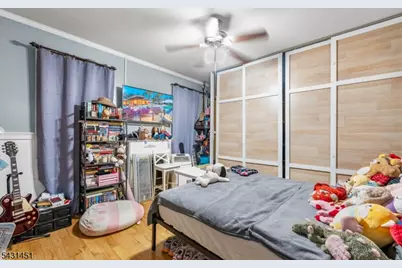 171 Burgess Pl, Passaic, NJ 07055 - Photo 14