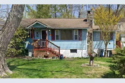218 Squam Rd, Highland Lakes, NJ 07422 - Photo 2