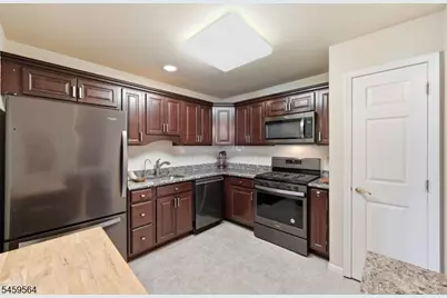 347 Winthrop Dr, Nutley, NJ 07110 - Photo 12