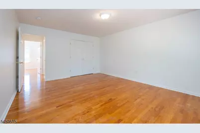 192 Indian Run Pkwy, Union Township, NJ 07083 - Photo 18