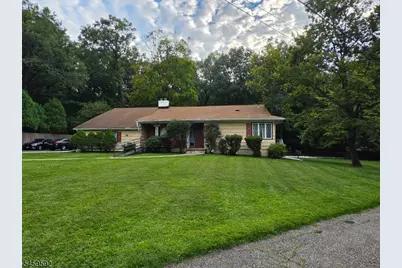 39 Greendale Rd, Cedar Grove, NJ 07009 - Photo 2