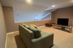 704 Donato Cir, Scotch Plains Township, NJ 07076 - Photo 12