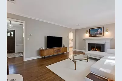 48 Lakeview Dr, Morris Plains, NJ 07950 - Photo 6
