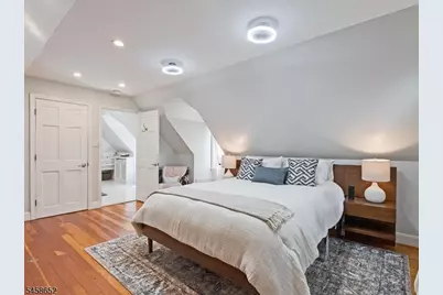 48 Lakeview Dr, Morris Plains, NJ 07950 - Photo 18