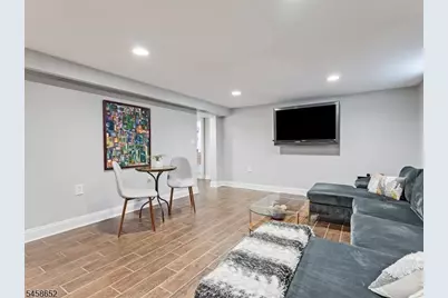 48 Lakeview Dr, Morris Plains, NJ 07950 - Photo 24