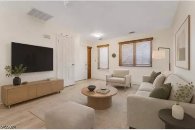 7 Westchester Ter, Clinton Township, NJ 08801 - Photo 4