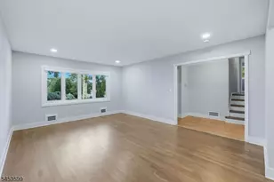 158 Morningside Rd, Paramus, NJ 07652 - Photo 2