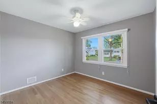 158 Morningside Rd, Paramus, NJ 07652 - Photo 12