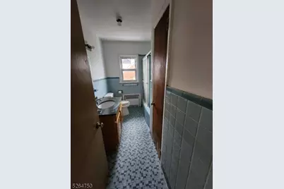 88 Maple St, Kearny, NJ 07032 - Photo 8