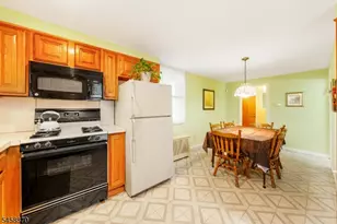424 Frankfort St, Orange, NJ 07050 - Photo 8