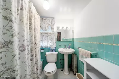 424 Frankfort St, Orange, NJ 07050 - Photo 12