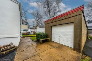 424 Frankfort St, Orange, NJ 07050 - Photo 16